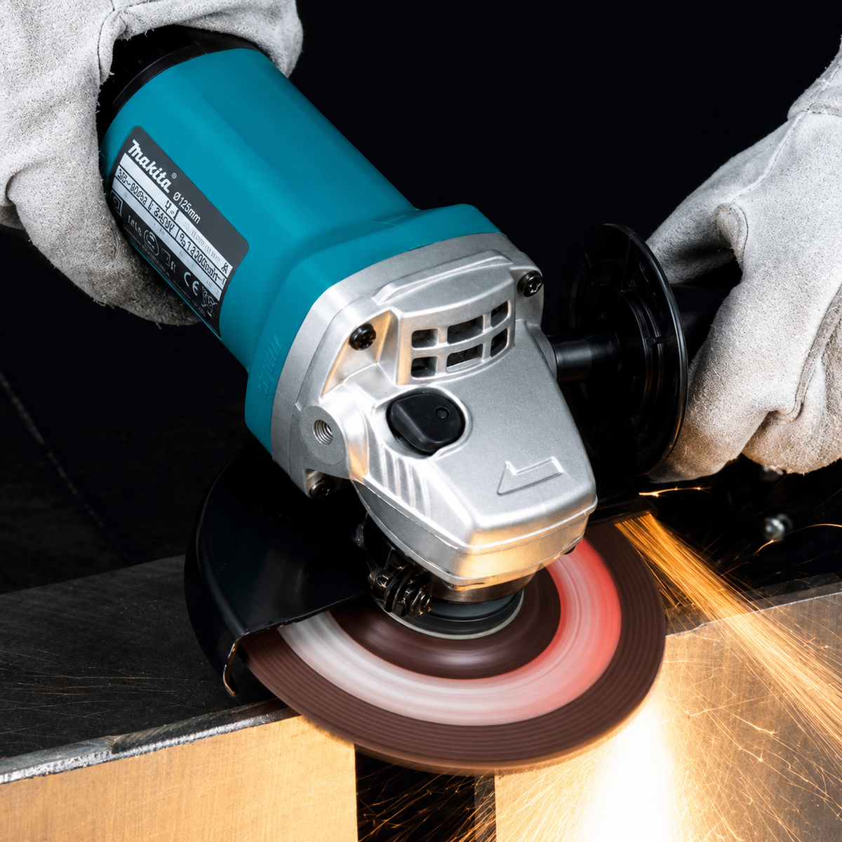 Amoladora Angular Makita 4.5 Pulgadas (Ref. 9557HN)
