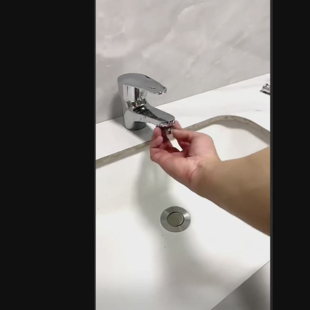 ducha con manguera para lavatorio.